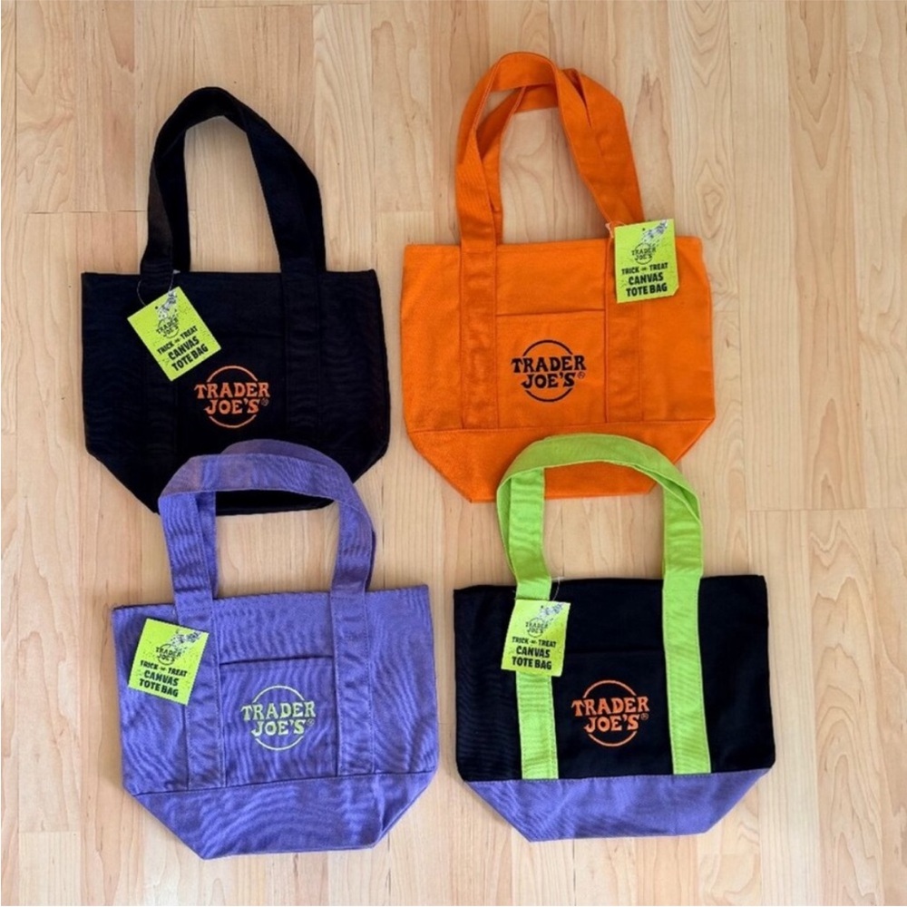 Trader Joes Mini Canvas Tote Bag Set of 4 Halloween full set